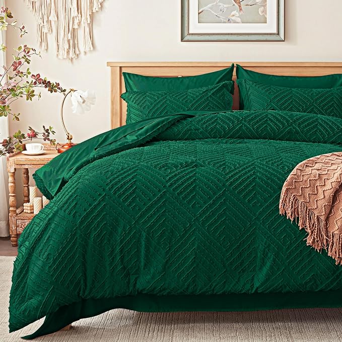 Zzlpp Queen Comforter Set 7 pieces, Emerald Green Tufted Bed in a Bag by ZZLPP