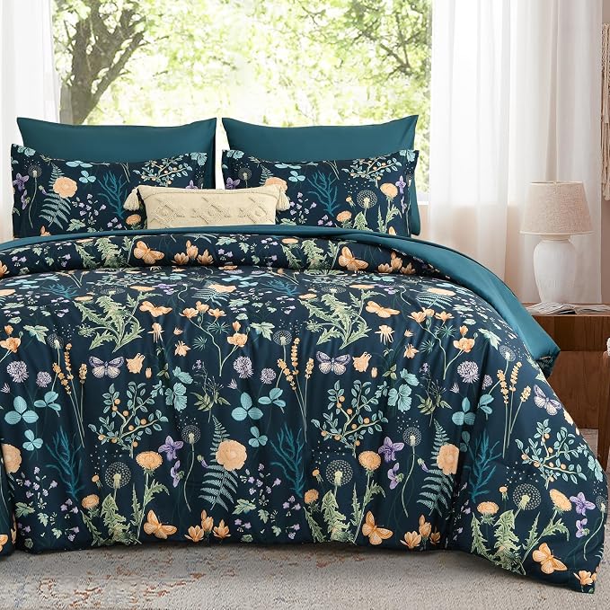 Yiran Blue Twin Comforter Set by Yiran