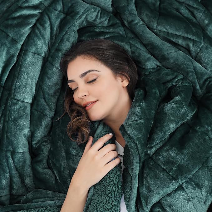 Aemicion Plush Sherpa Weighted Blanket Queen Size 15lbs - Image 4