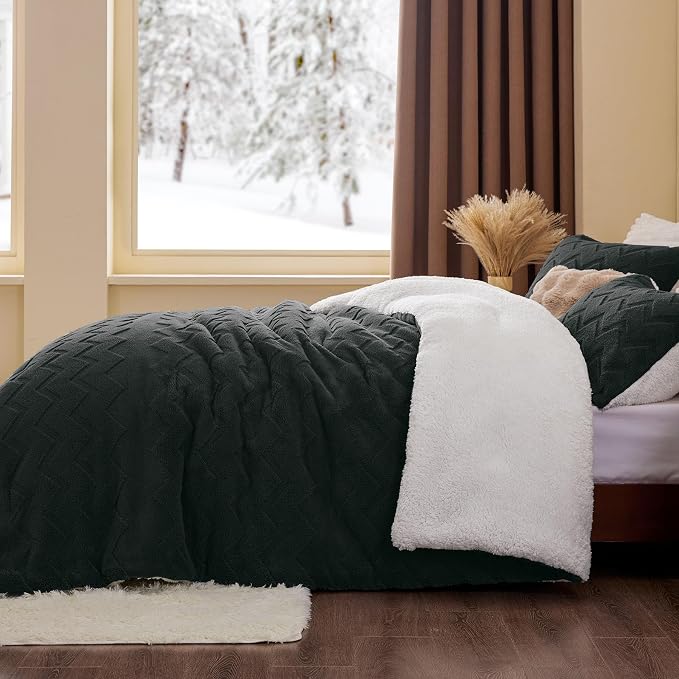 BEDELITE Fluffy King Size Comforter Set - Image 7
