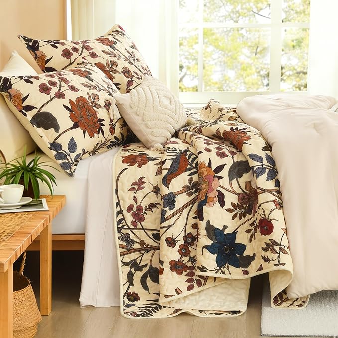 Litanika Floral Beige Quilt Queen Size - Image 2