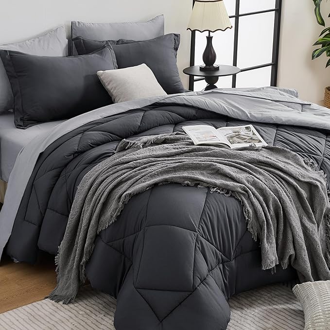 HEVUMYI King Comforter Set by HEVUMYI