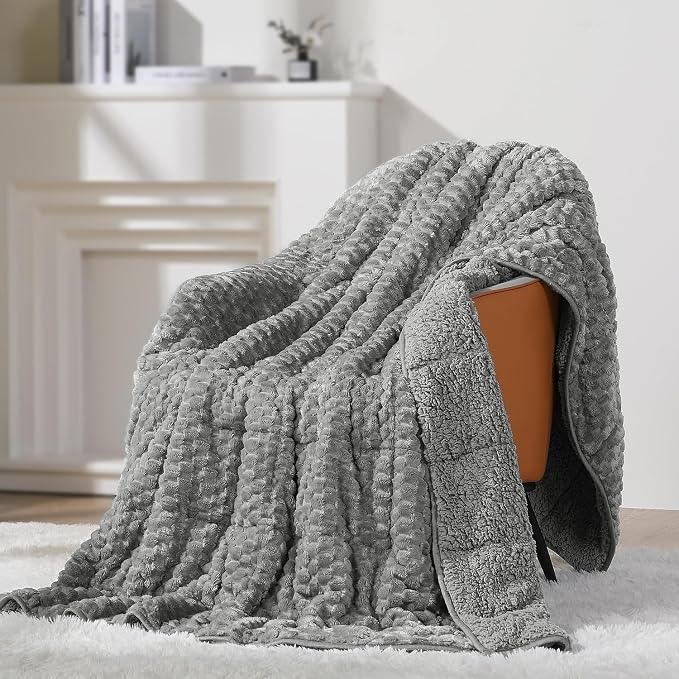 Mr. Sandman Weighted Blankets for Adults Full Size 15lbs, Warm Sherpa Fleece by MrSandman