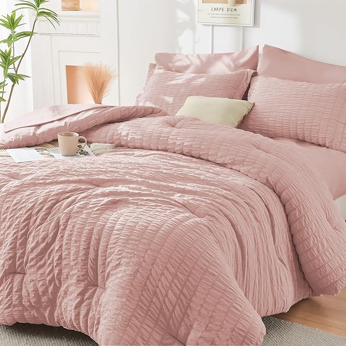 HYMOKEGE Rose Gold Full Size Comforter Sets Seersucker 7 Pieces, All Season by HYMOKEGE