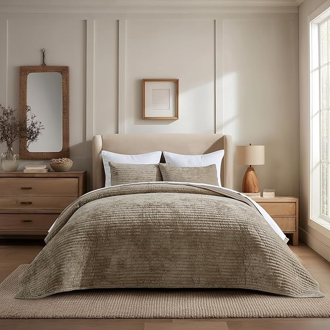 EVERGRACE Velvet Quilt Set King Size, Luxurious Soft Striped Channel Bedding Set by EverGrace