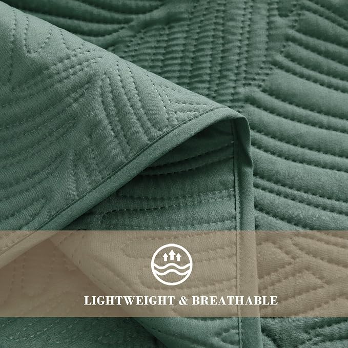 Exclusivo Mezcla California King Quilt Bedding Set, Lightweight Green Quilts - Image 5