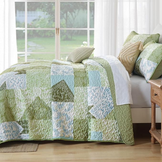 Mybedsoul Patchwork Quilt King Size, Soft Sage Green Paisley Floral King - Image 5