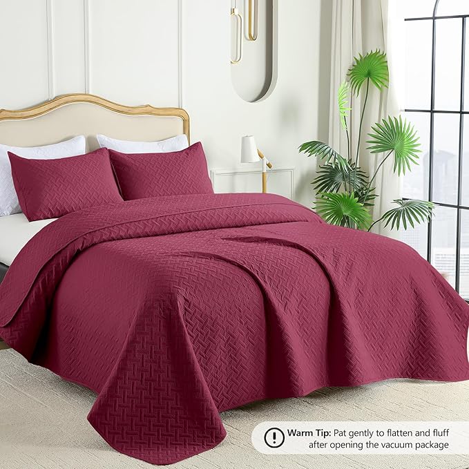 FLYMME Quilts Queen Size, Lightweight Burgundy Bedspreads, Basket Weave Pattern - Image 2