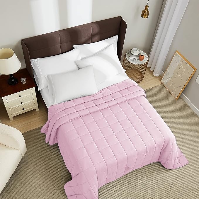 L'AGRATY Weighted Blanket - Image 2