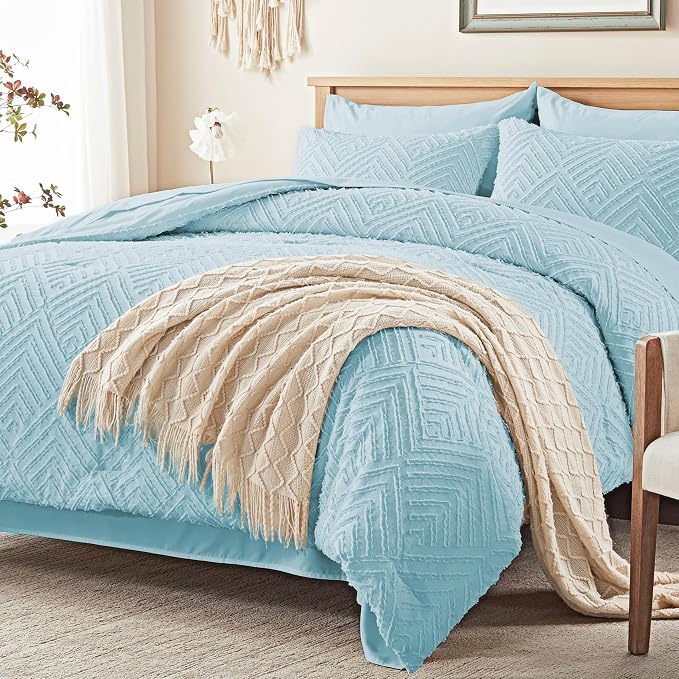 Zzlpp King Comforter Set 7 Pieces, Light Blue Tufted Bed in a Bag - Image 2