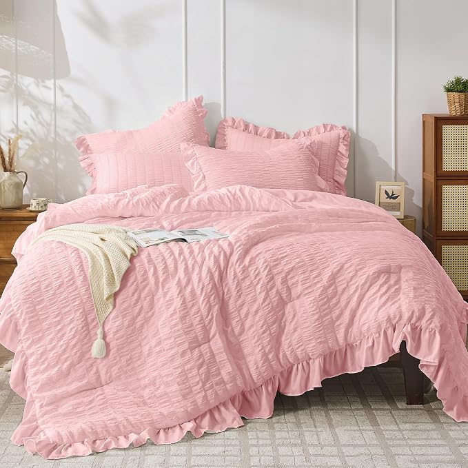 JOLLYVOGUE Pink Seersucker King Comforter Set, 3 Pieces Bed in a Bag Comforter by JOLLYVOGUE