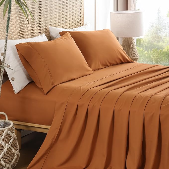 King Sheet Set 4 Piece, Soft Breathable Cooling Microfiber Bed Sheets by Dreava