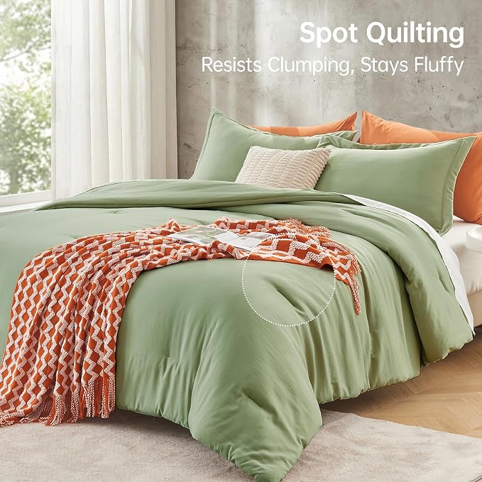 MUXHOMO Green Oversized King Comforter Sets, All Season Ultra Soft Down - Image 5