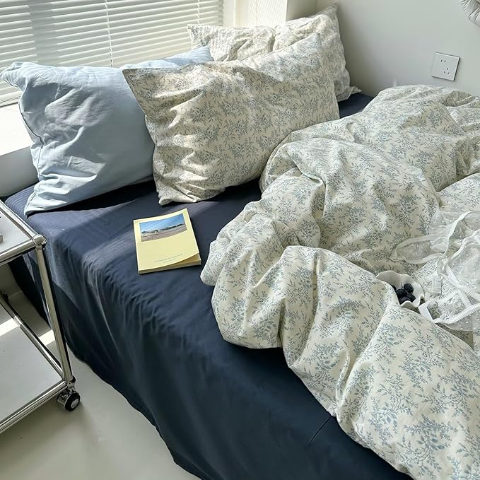 MKXI Queen Duvet Cover Set Blue White Floral Print by MKXI