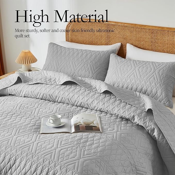 akkialla Full/Queen Size Quilt Bedding Set, Light Grey Lightweight Microfiber - Image 3