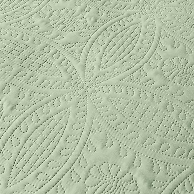 akkialla Quilts Queen Size, Sage Green Ultrasonic Full/Queen Quilt Set - Image 7