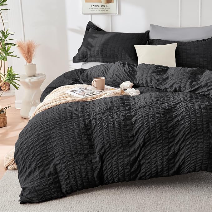 HYMOKEGE Black/Light Grey Duvet Cover King Size, Ultra Soft 3-Piece Seersucker by HYMOKEGE