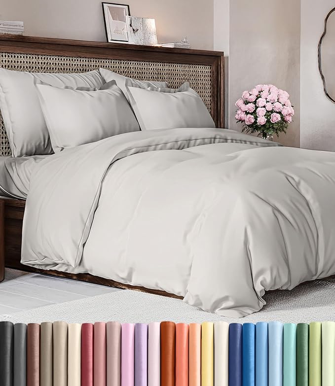 Duvet Cover Queen Size Set by CGKUnlimited