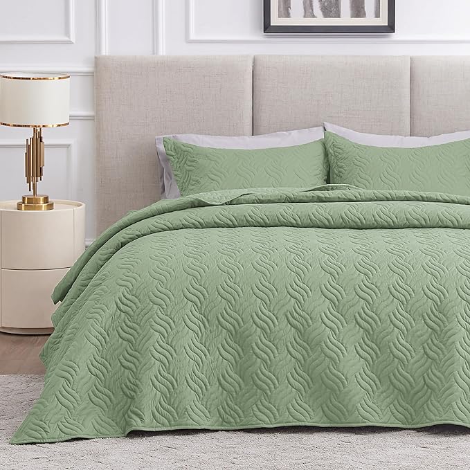 Love's cabin King Size Quilt Bedding Set Sage Bedspreads by Lovescabin
