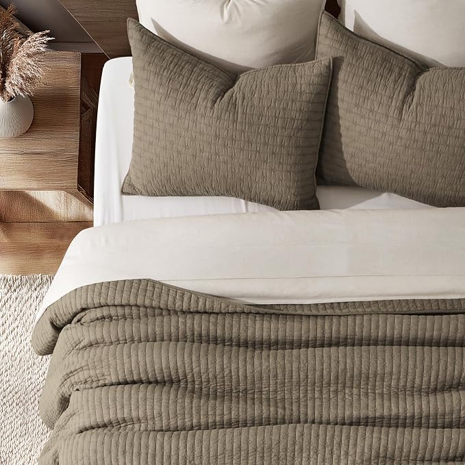 EVERGRACE Cross Stitch Pre-Washed Cotton Quilt Bedding Set King Size, Oversized - Image 4
