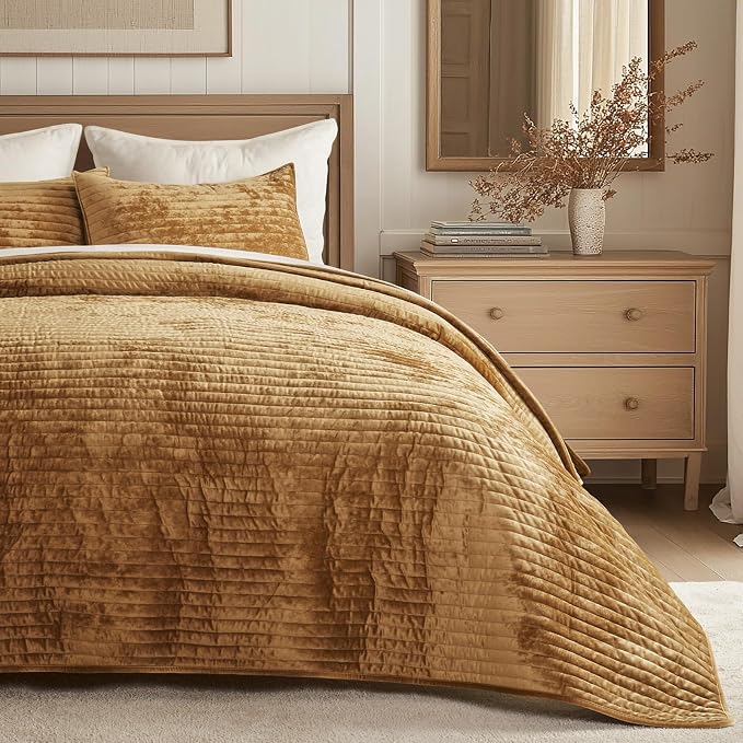 EVERGRACE Velvet Quilt Set King Size, Luxurious Soft Striped Channel Bedding Set - Image 2
