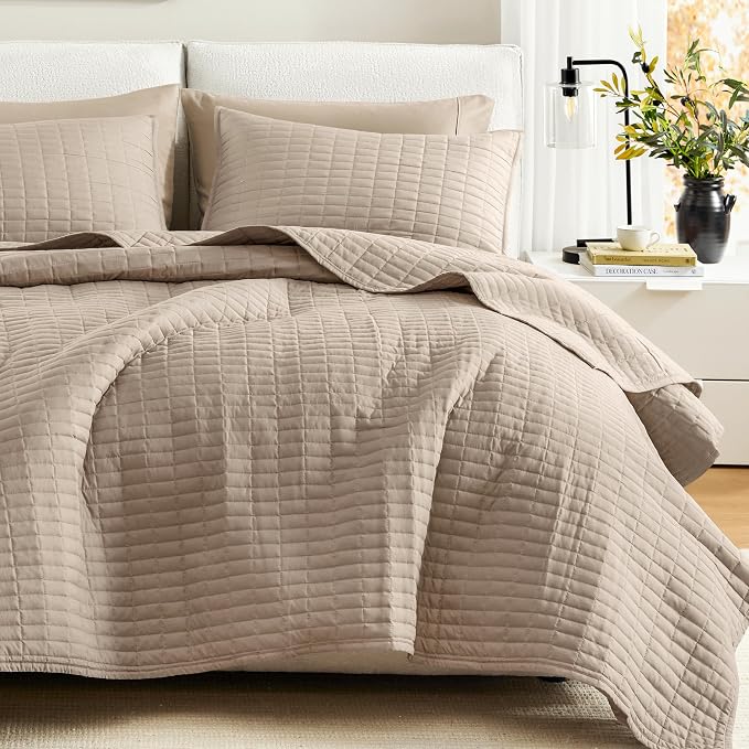Comfort Spaces Kienna Quilt Set- Double Sided Stitching Design Summer Blanket by ComfortSpaces