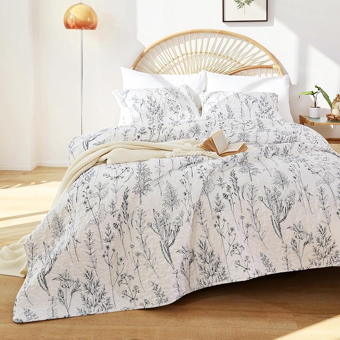 JANZAA Twin Quilt White Quilt Bed Spread Boho Quilt - Image 4