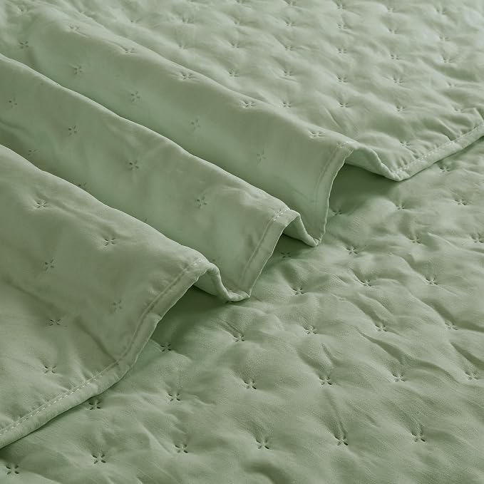 ROARINGWILD Sage Green King Size Quilt Bedding Set, Lightweight Soft Bedspread - Image 7
