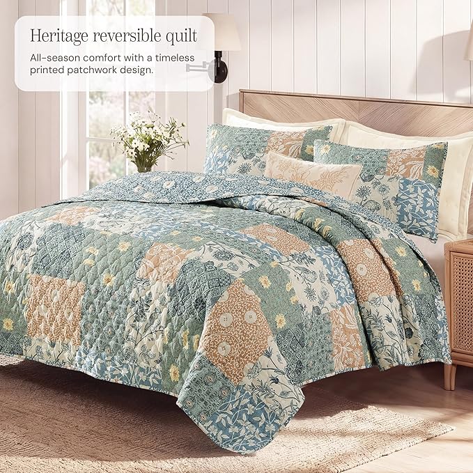 BLOOMHAVEN Quilt Set Twin Size, Patchwork Green Floral Quilt Sets, Reversible - Image 2