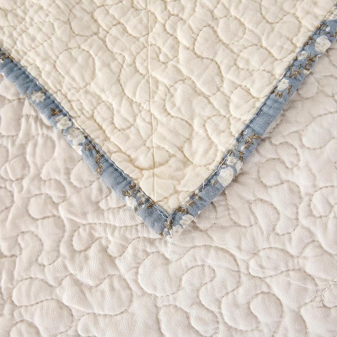 Quilt Set Blue Floral 3D Embroidery Pattern 3 PCS 100% Cotton Reversible - Image 5