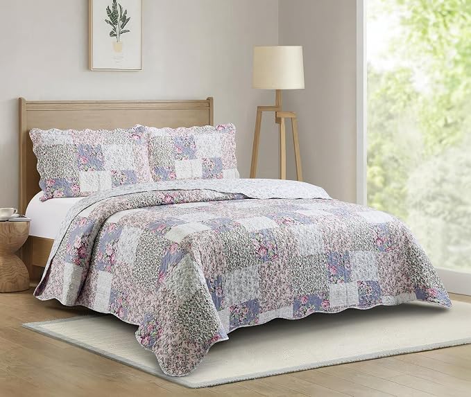Brilliant Sunshine Roses Toile Quilt Set, 3-Piece Bedding Sets Traditional by BrilliantSunshine