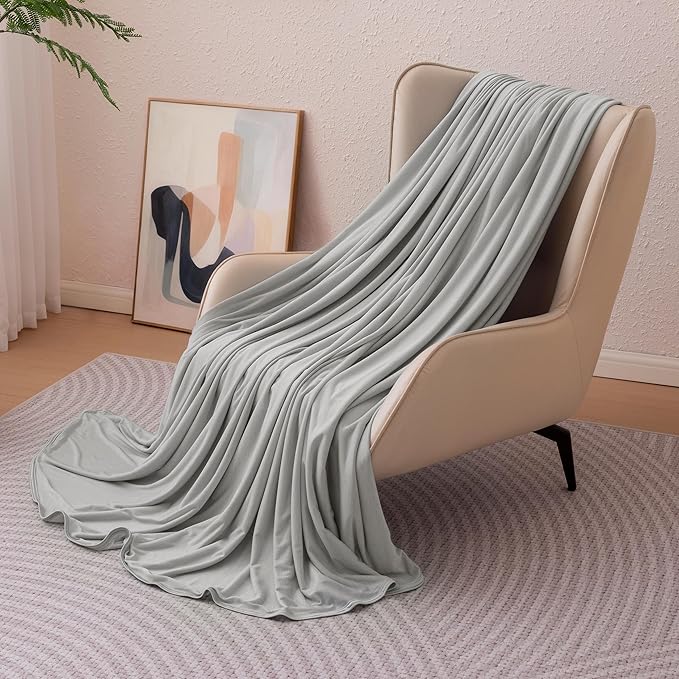 Amazon Basics Cooling Blanket for Hot Sleepers, Reversible Lightweight Thin by AmazonBasics