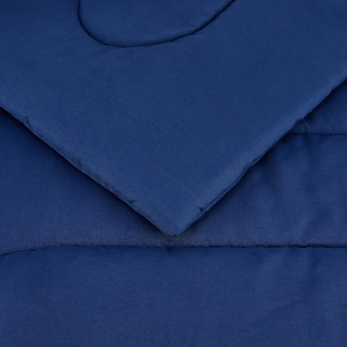 Amazon Basics 3-Piece Soft Microfiber Kid's Comforter and Pillow Sham Set - Image 5