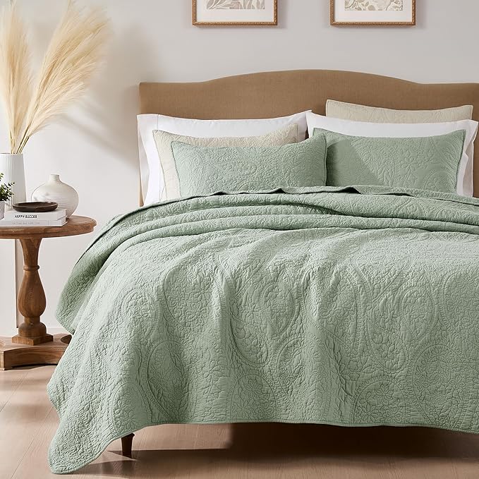 PALASSIO Sage Green Paisley 100% Cotton Quilt Queen Size Bedding Set by PALASSIO