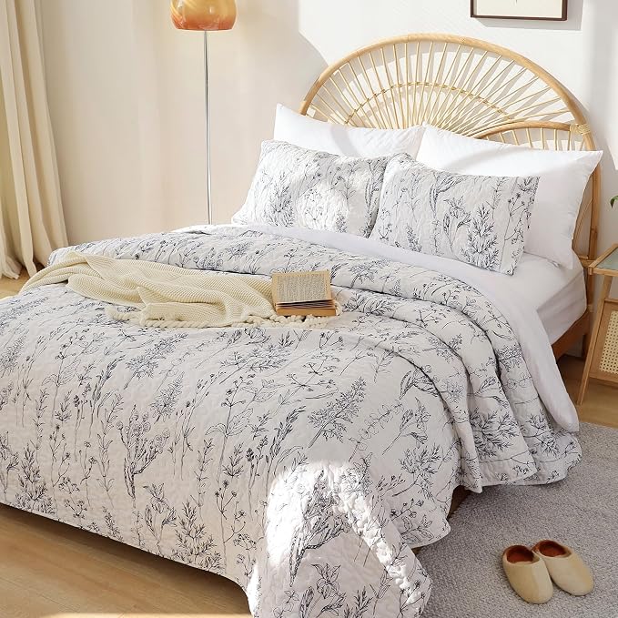 JANZAA Twin Quilt White Quilt Bed Spread Boho Quilt by JANZAA