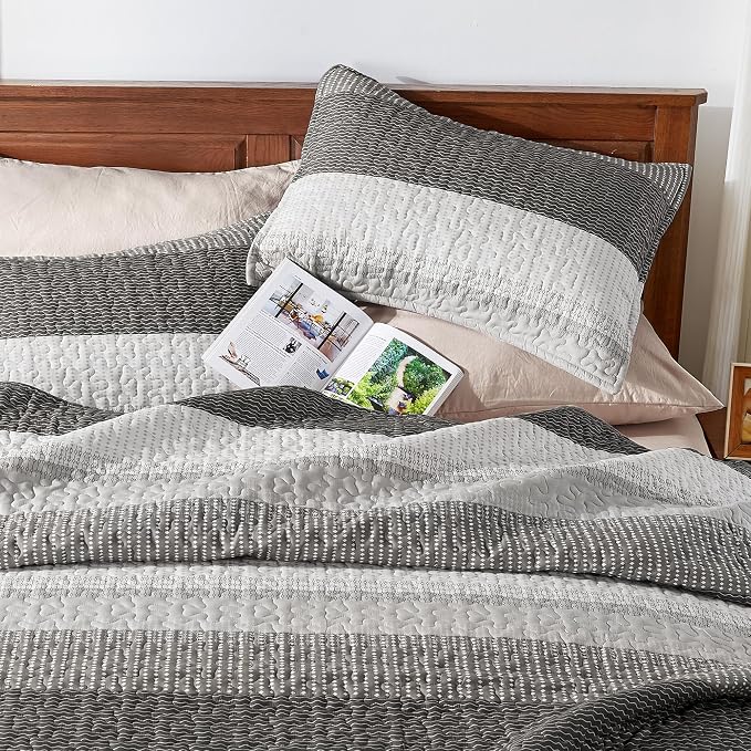 Andency Oversized King Quilt Bedding Set, 120x98Inch Dark Grey Stripe Super - Image 4