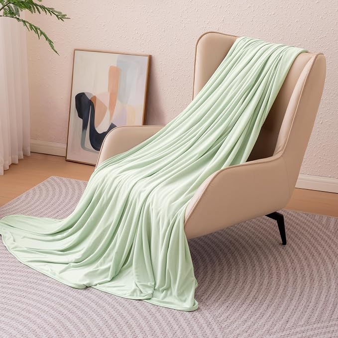 Amazon Basics Cooling Blanket for Hot Sleepers, Reversible Lightweight Thin by AmazonBasics