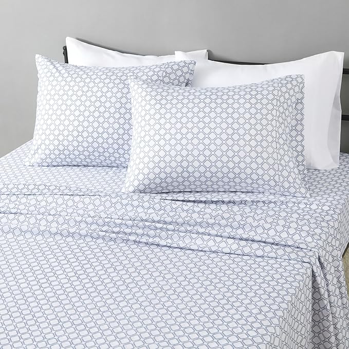 Amazon Basics Lightweight Microfiber 4-Piece Bed Sheet Set by AmazonBasics