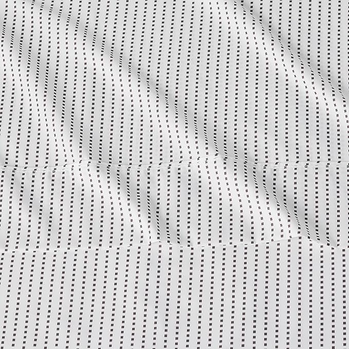 Amazon Basics Lightweight Super Soft Easy Care Wrinkle Free Microfiber 3-Piece - Image 4