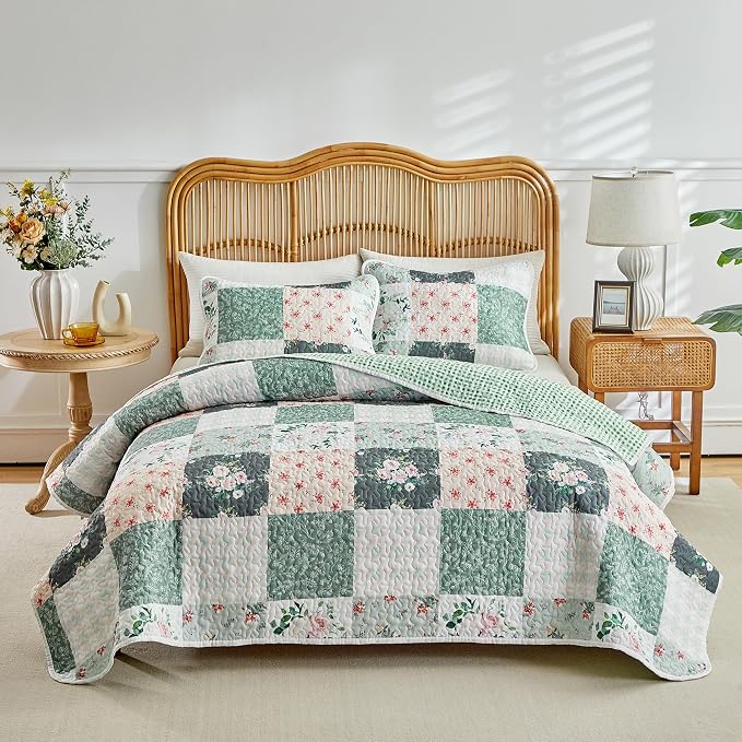 Joyreap 3 Pieces Floral Patchwork Quilt Set King, Soft n Cozy Microfiber Quilt by Joyreap