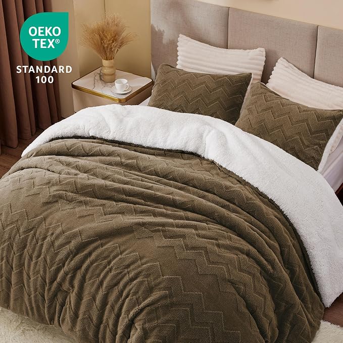 BEDELITE Fluffy King Size Comforter Set - Image 4