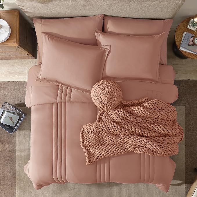 Monbix Full Comforter Set - Image 5
