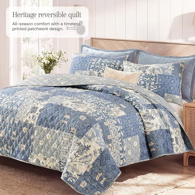 BLOOMHAVEN Quilt Set Queen Size, Patchwork Blue Floral Quilt Sets, Reversible - Image 2