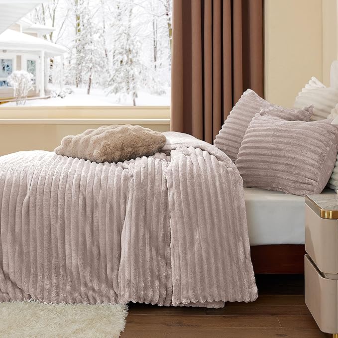 BEDELITE Fleece Queen Comforter Set -Super Soft & Warm Fluffy Lotus Pink Bedding - Image 4