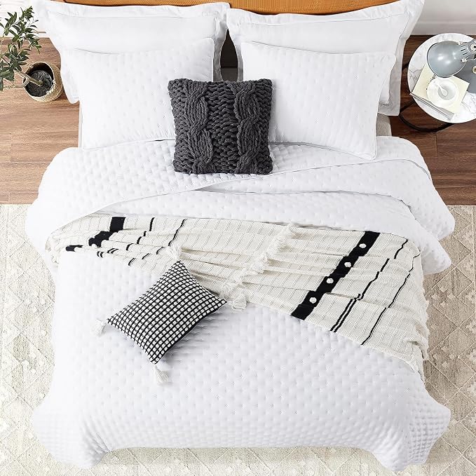 ROARINGWILD White Twin Size Quilt Bedding Sets - Image 2