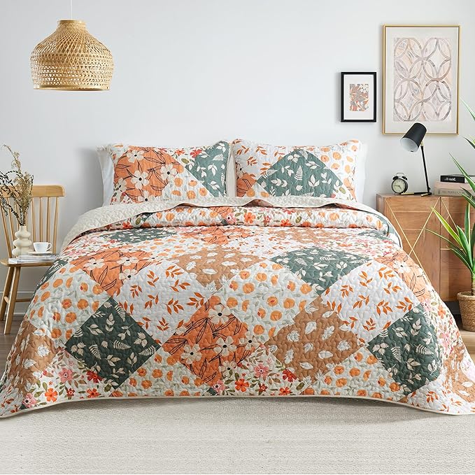 Whale Flotilla Patchwork Quilt King Size, Extra Soft Boho Floral Bedspreads by WHALEFLOTILLA