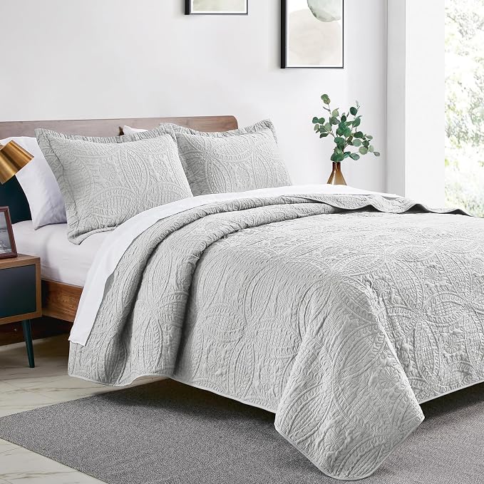 Love's cabin Quilts for Queen Bed Light Grey Bedspreads Bedding Set - Image 2