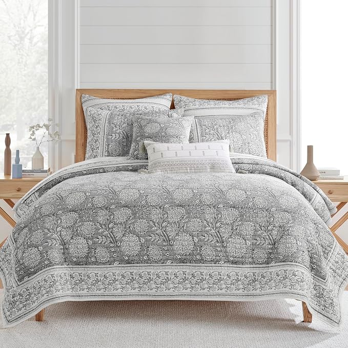 Levtex Home Adare Grey Reversible Full/Queen Quilt Set by LevtexHome