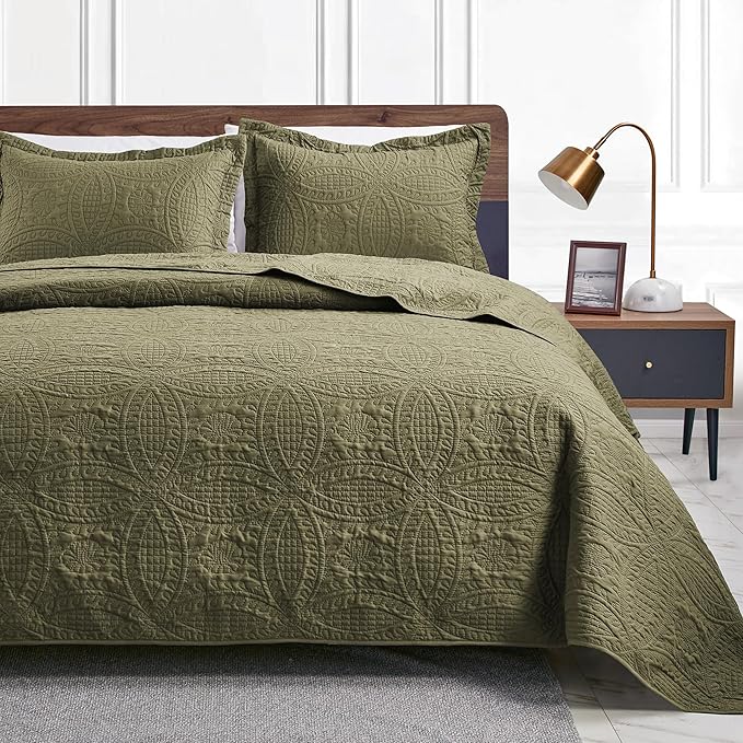 Love's cabin Quilts for Queen Bed Green Bedspreads Bedding Set by Lovescabin