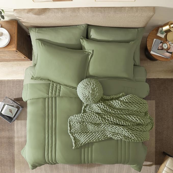 Monbix Queen Comforter Set - Image 5